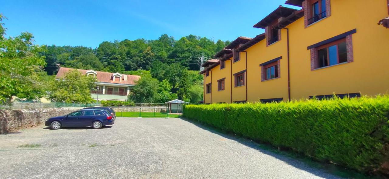 Corao Apartamentos El Castaneu מראה חיצוני תמונה