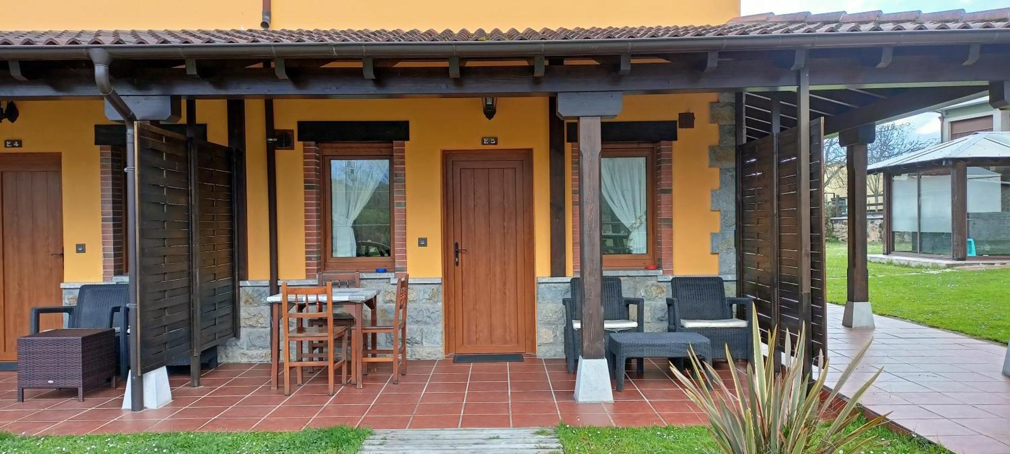 Corao Apartamentos El Castaneu מראה חיצוני תמונה