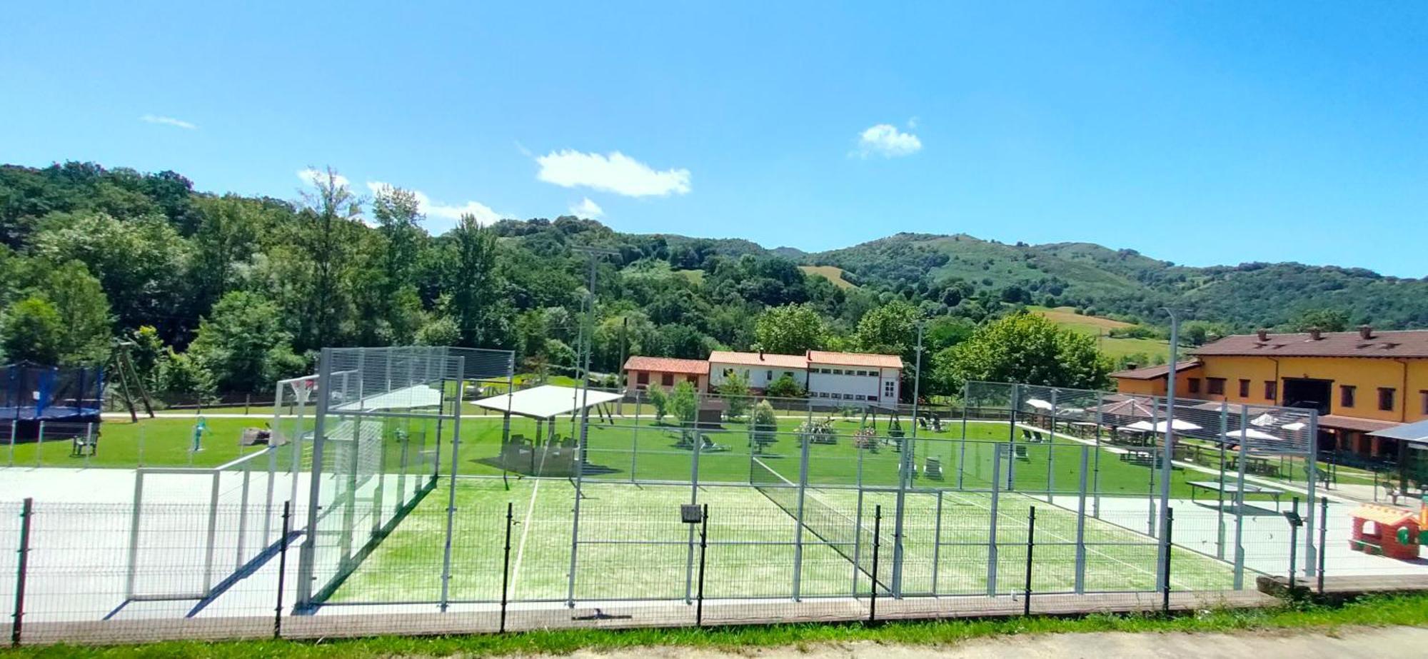 Corao Apartamentos El Castaneu מראה חיצוני תמונה